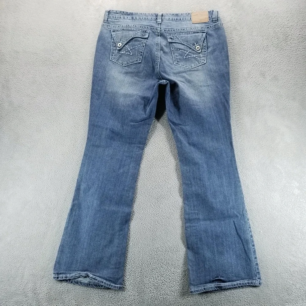 Amethyst Jeans Womens 16 Blue Bootcut Low Rise Distressed Stretch Embroidered - Picture 2 of 10